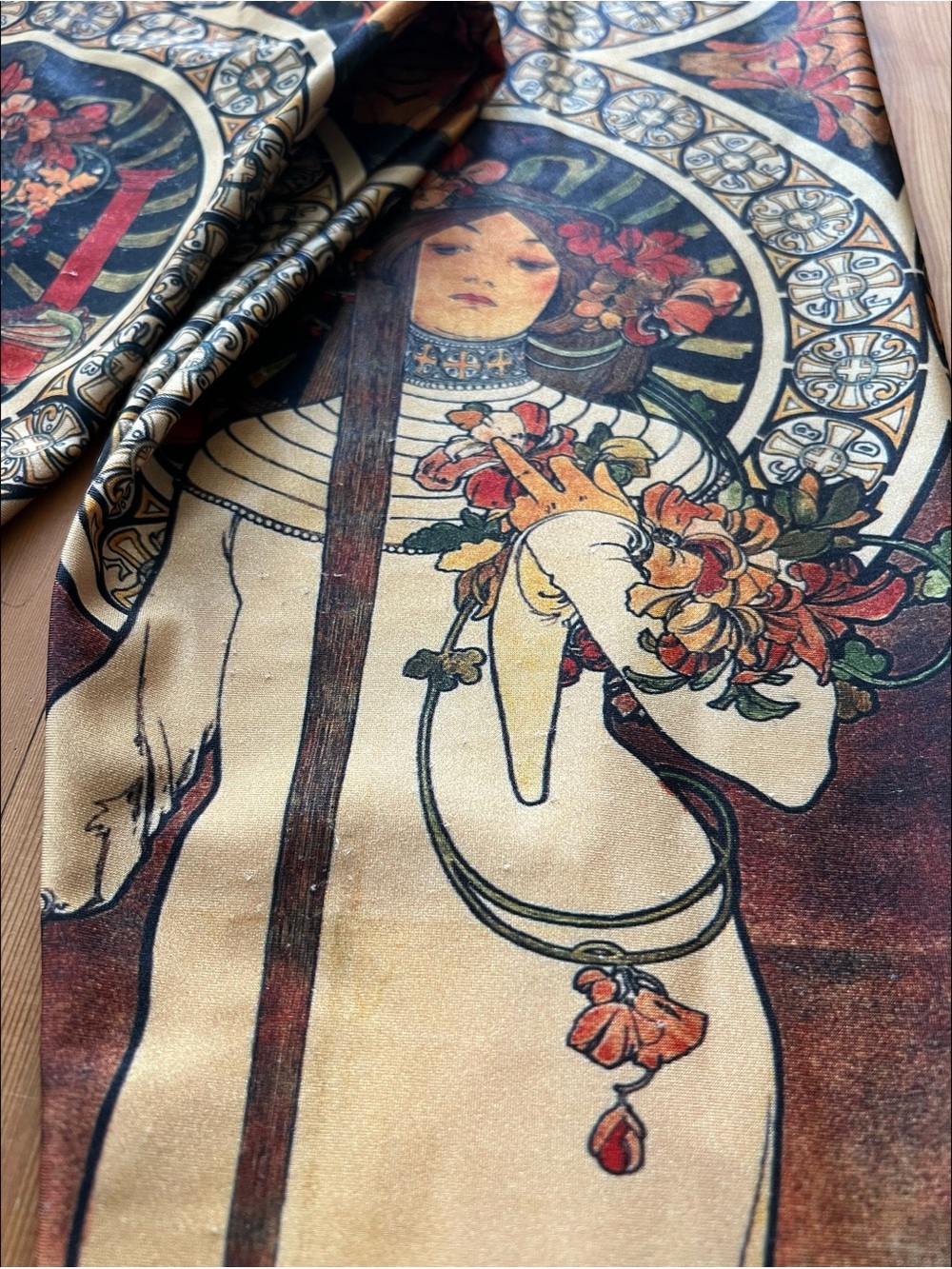Blackmilk Vintage Art Nouveau Panel Leggings Medium - Cream, Brown, Gold - Picture 7 of 9
